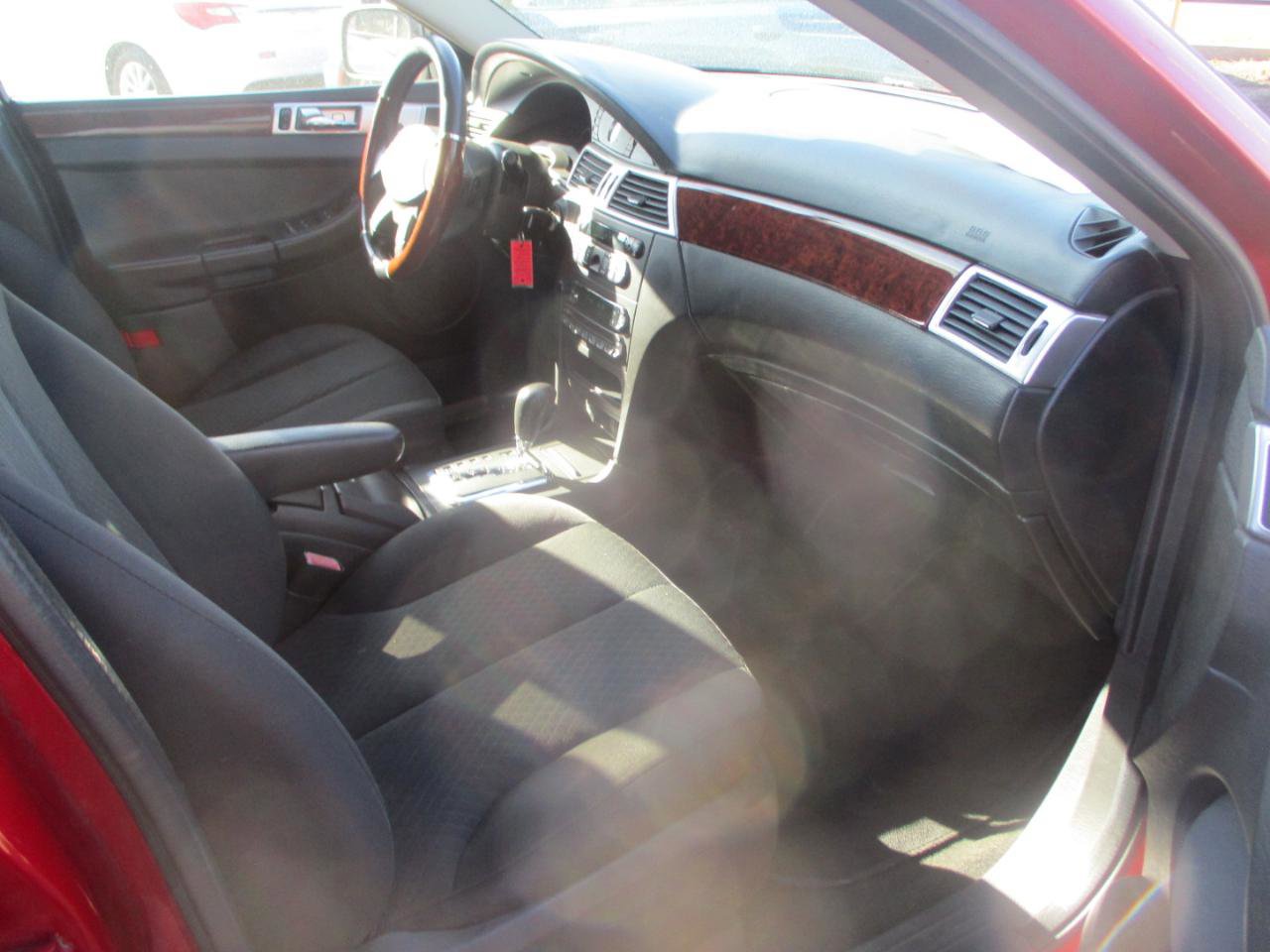 Used 2006 Chrysler Pacifica Touring FWD image 8