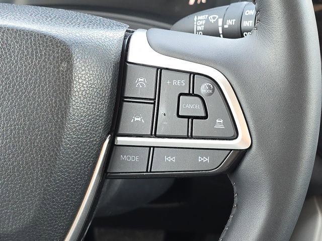 Used 2025 Toyota Grand Highlander FWD image 38