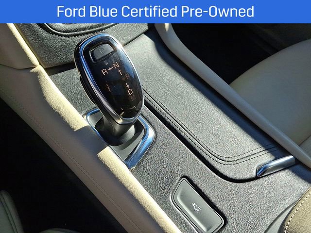 Used 2017 Cadillac XT5 Luxury w/ Driver Awareness Package image 17