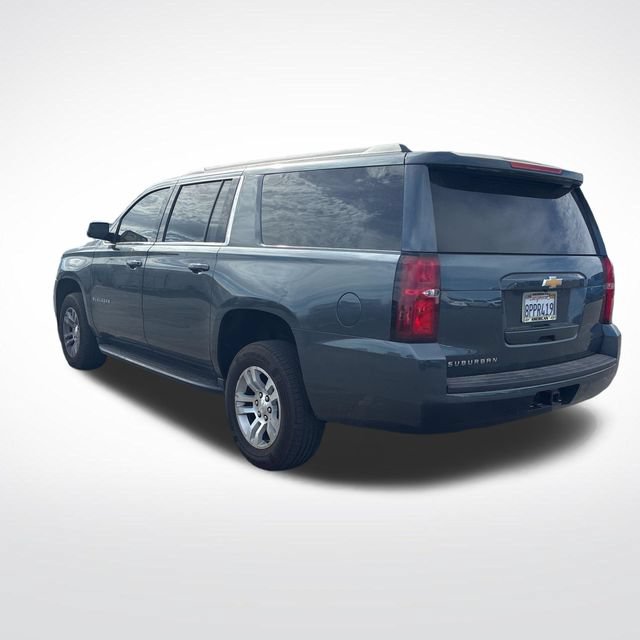 Used 2020 Chevrolet Suburban LS RWD image 2