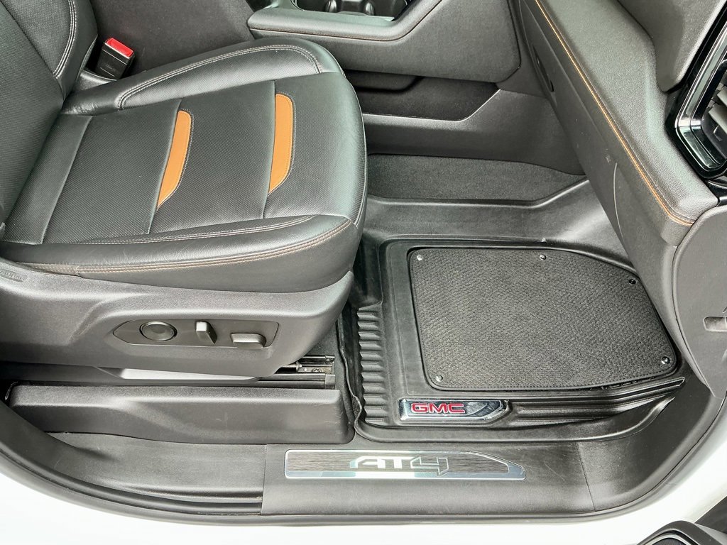 Used 2024 GMC Sierra 1500 AT4 w/ Technology Package image 24
