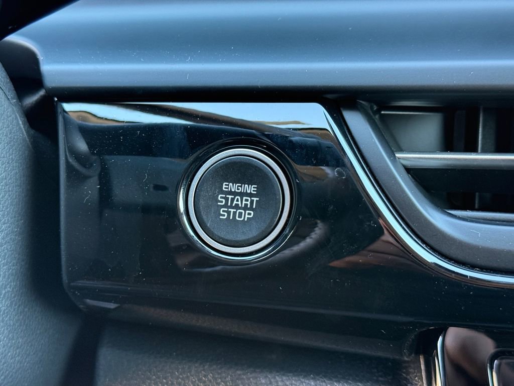 New 2025 Kia Seltos X-Line image 29