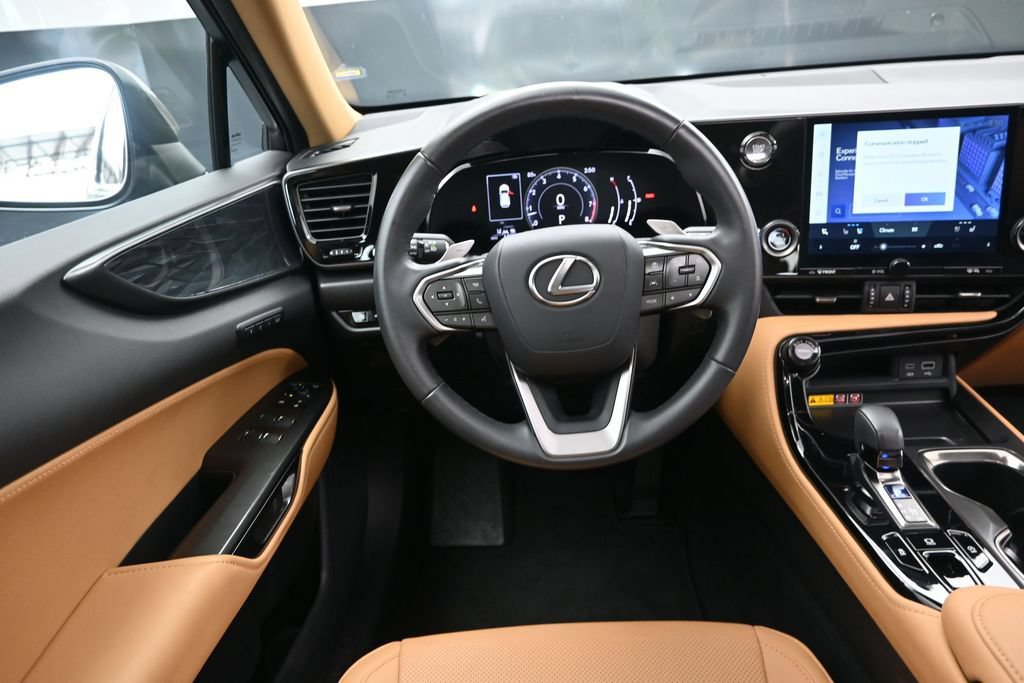 Certified 2025 Lexus NX 250 FWD w/ Towing Package (2000 Lbs) image 29