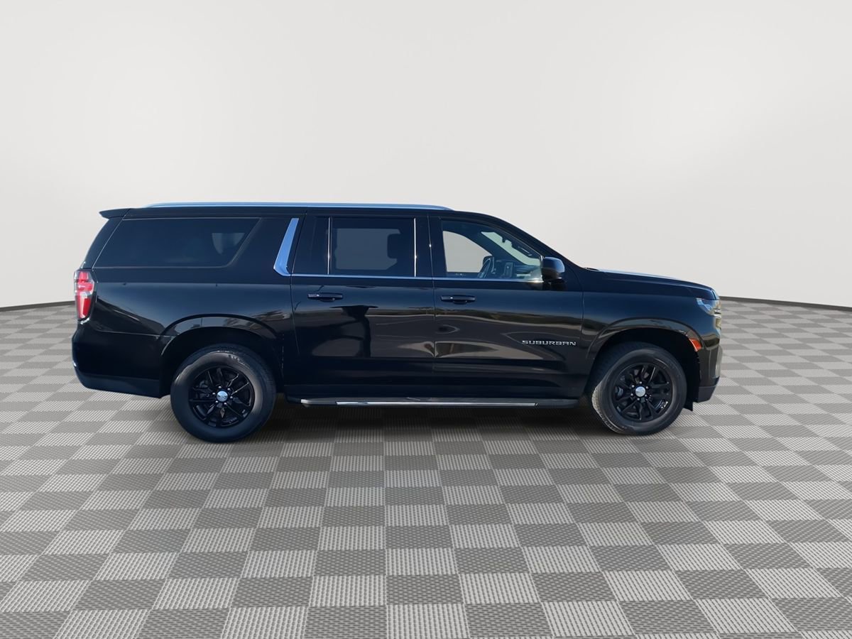 Used 2022 Chevrolet Suburban LS AWD/4WD image 8