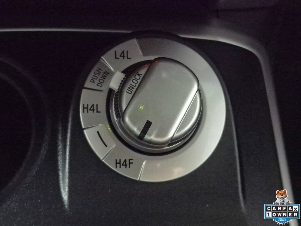Used 2019 Toyota 4Runner Limited AWD/4WD image 20