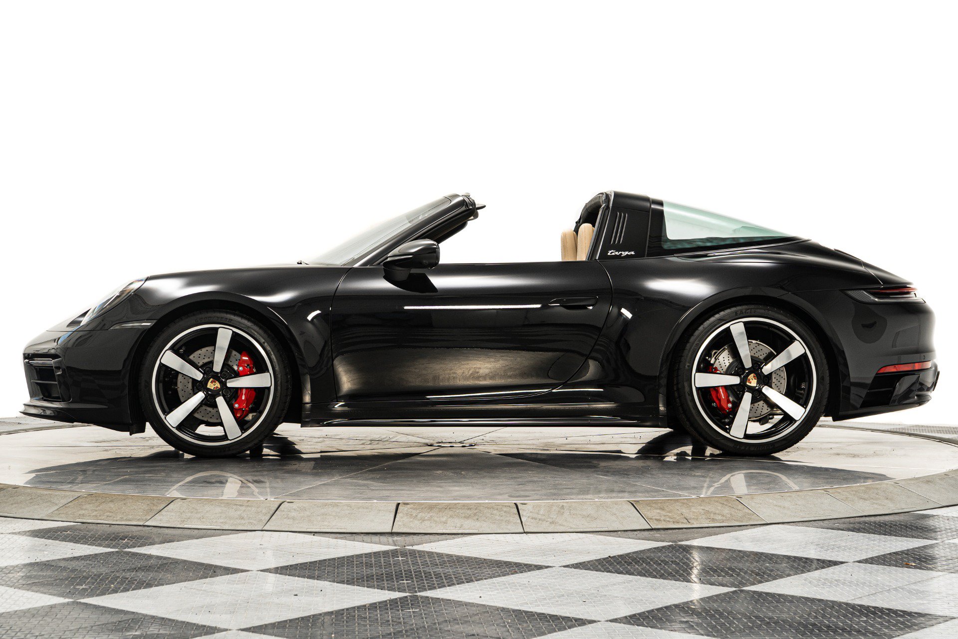 Used 2024 Porsche 911 Targa 4S AWD/4WD image 6