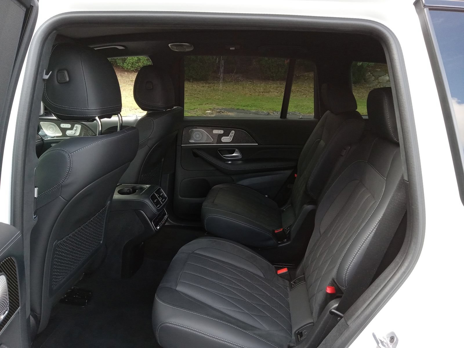 Used 2025 Mercedes-Benz GLS 63 AMG 4MATIC image 24