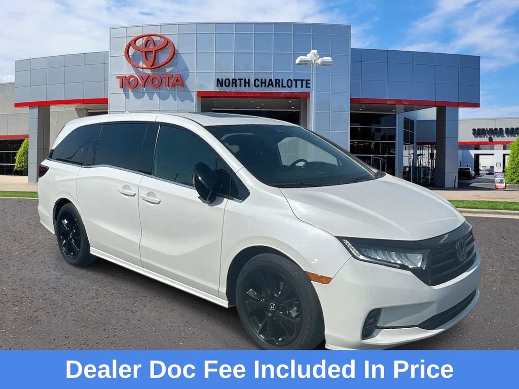 Used 2023 Honda Odyssey Sport image 1