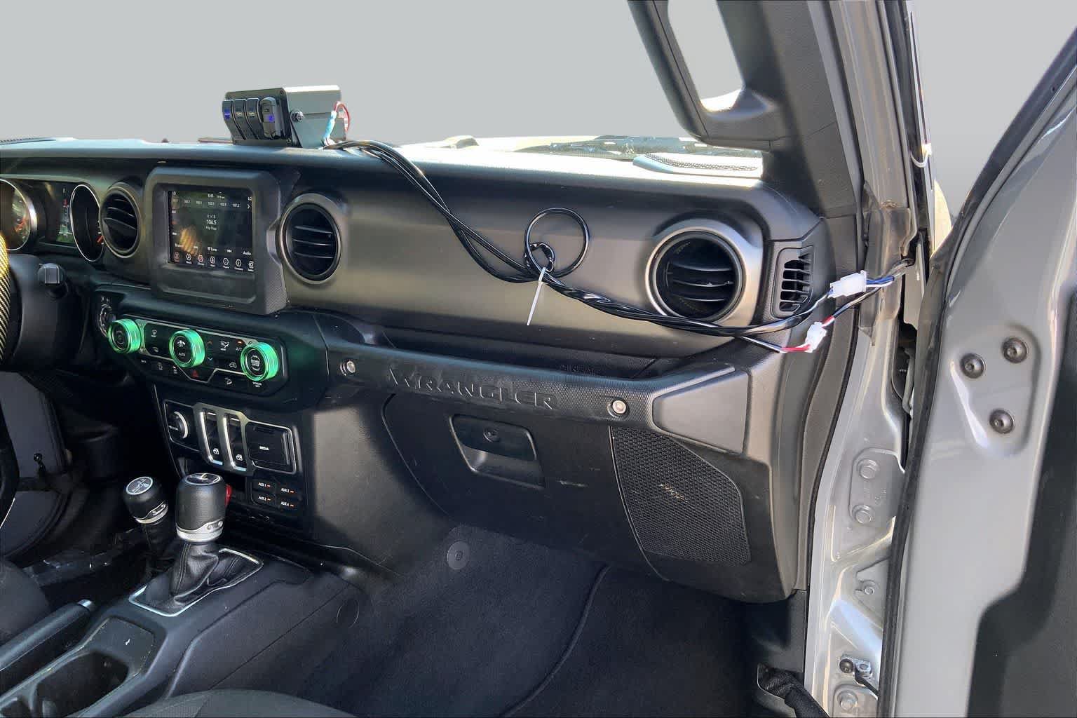 Used 2019 Jeep Wrangler Sport AWD/4WD image 16