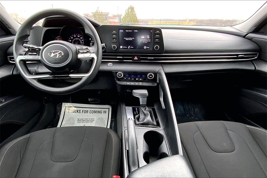 Used 2023 Hyundai Elantra SEL image 10