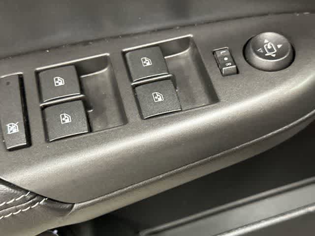 Used 2012 Cadillac SRX Luxury FWD image 20