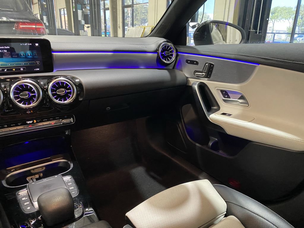 Used 2022 Mercedes-Benz CLA 250 4MATIC w/ AMG Line image 4