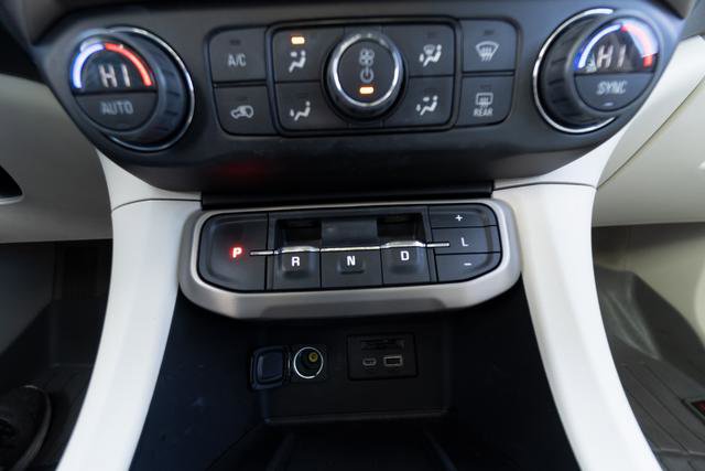 Used 2022 GMC Acadia Denali w/ Denali Ultimate Package image 21