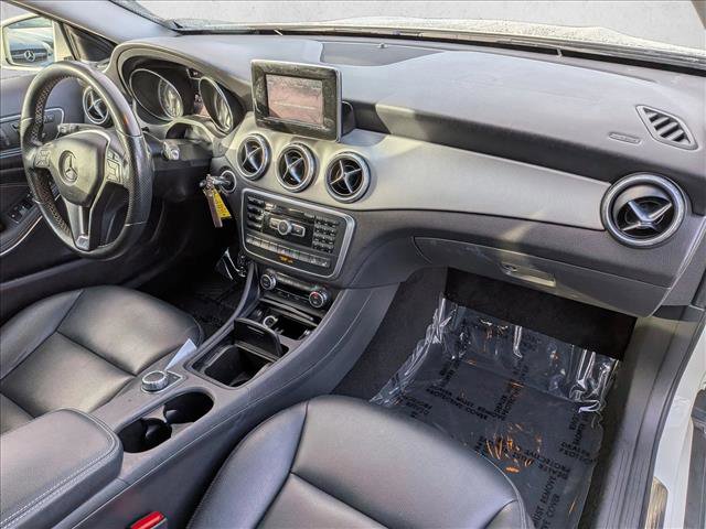 Used 2015 Mercedes-Benz GLA 250 4MATIC image 21