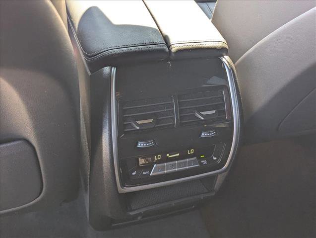 Used 2021 BMW X7 xDrive40i w/ Premium Package 2 image 18