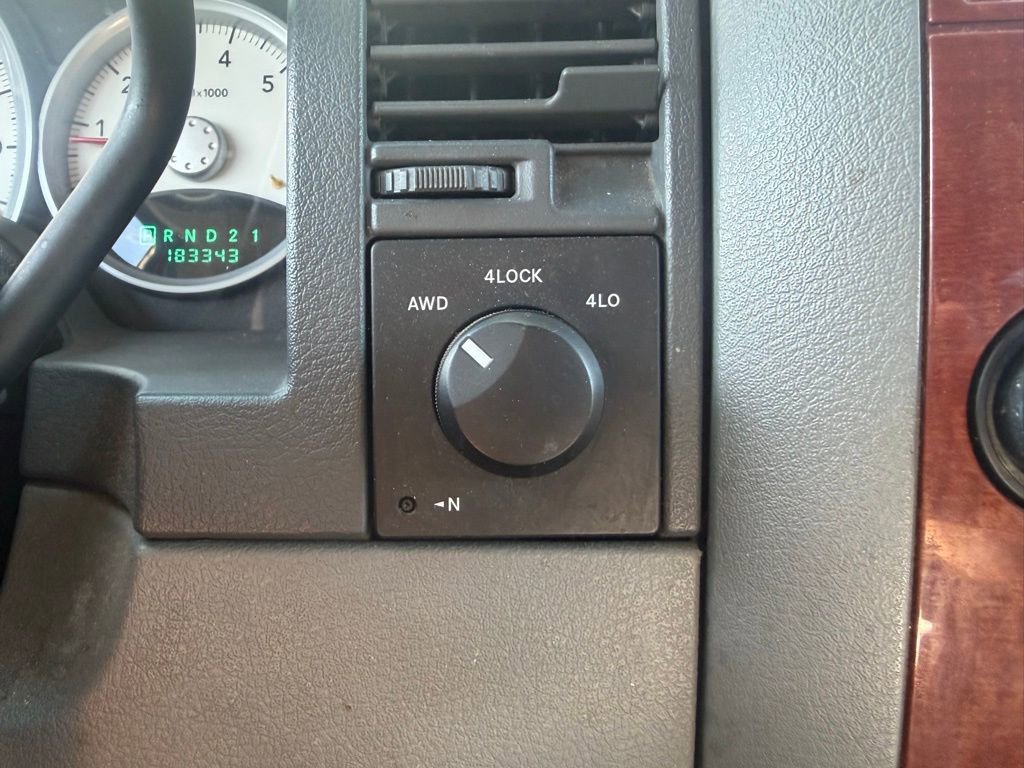 Used 2006 Dodge Durango SLT image 17
