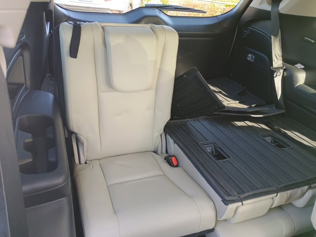 Certified 2023 Subaru Ascent Limited w/ Technology Package image 24