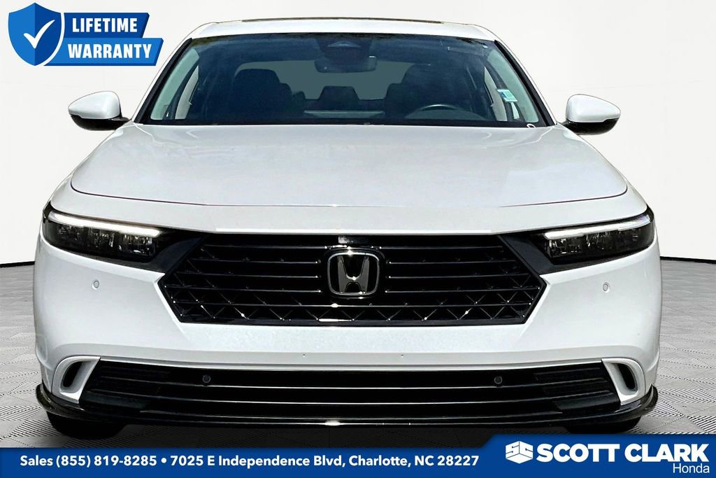 Used 2023 Honda Accord EX-L image 2