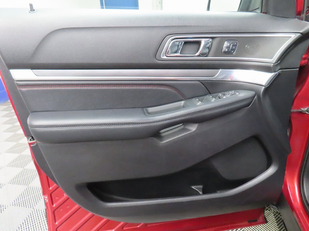 Used 2018 Ford Explorer Sport w/ Equipment Group 401A image 65