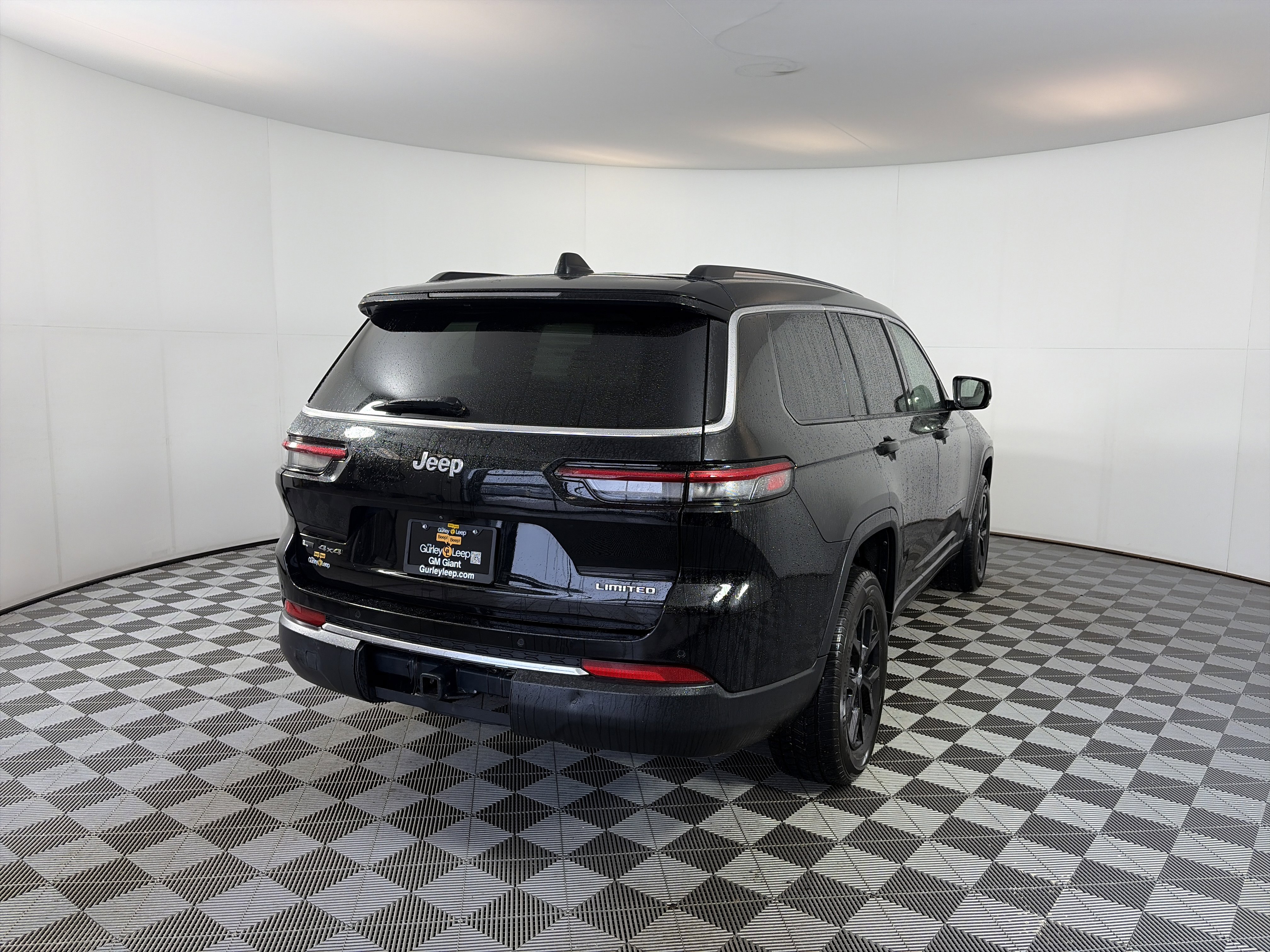 Used 2022 Jeep Grand Cherokee L Limited image 11