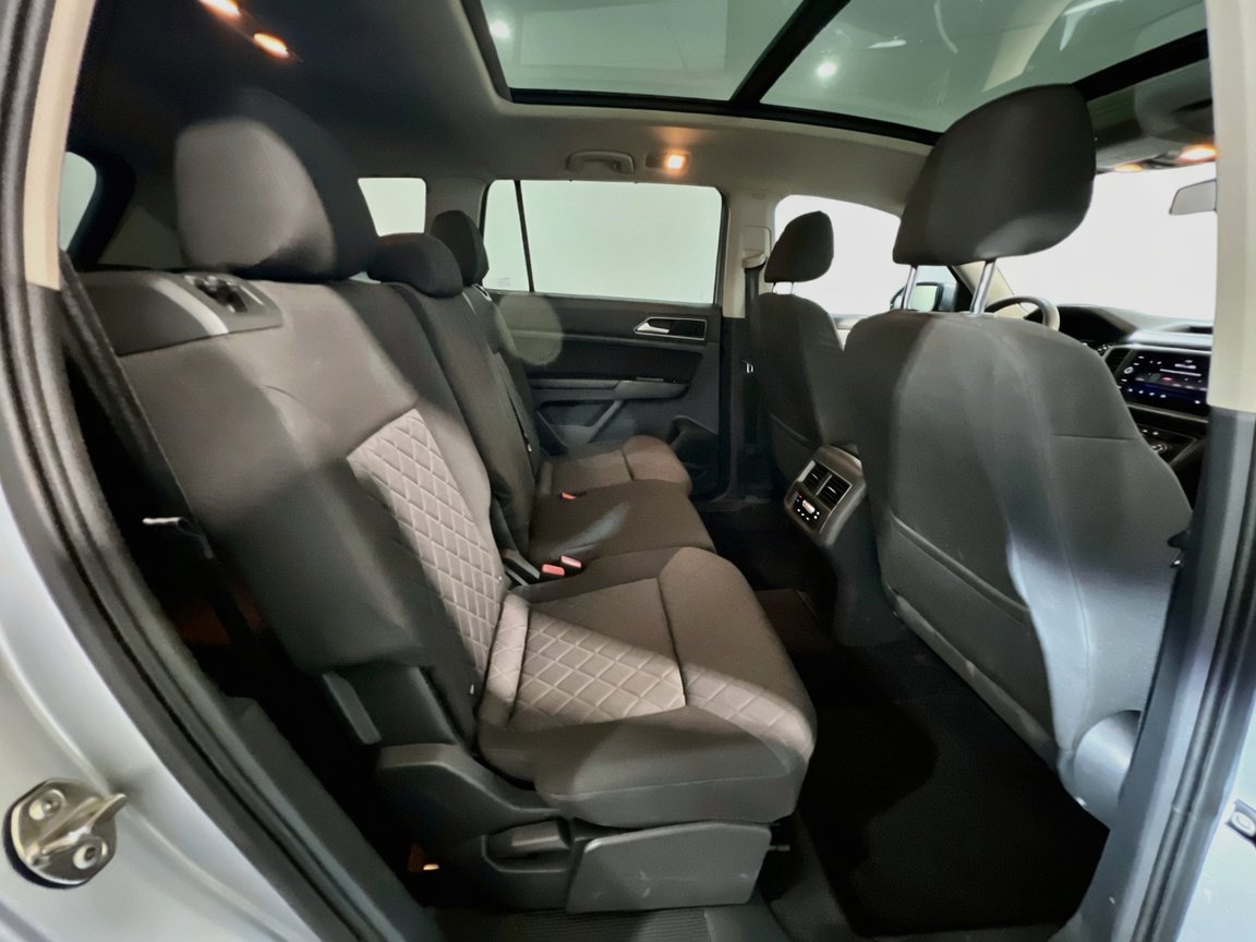 Used 2018 Volkswagen Atlas Launch Edition FWD image 20