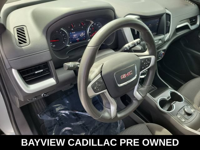 Used 2023 GMC Terrain SLE w/ Driver Convenience Package FWD image 16
