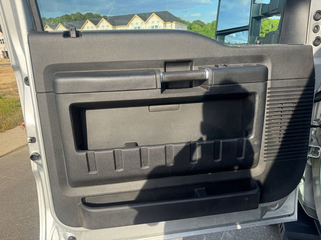 Used 2015 Ford F350 Lariat w/ Chrome Package AWD/4WD image 10