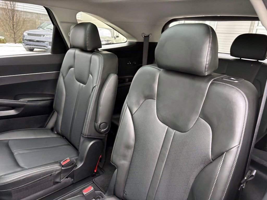 Used 2021 Kia Sorento EX w/ EX AWD X-Line Package image 27