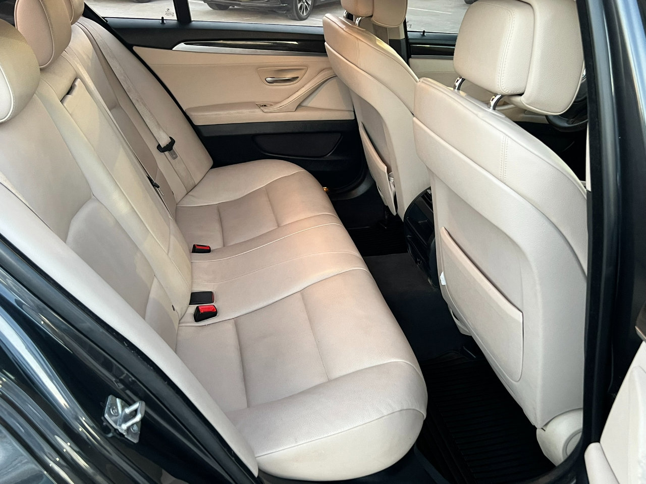 Used 2012 BMW 528i xDrive Sedan image 23