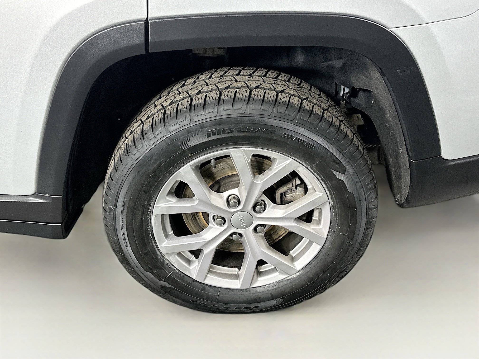 Used 2022 Jeep Grand Cherokee L Limited image 11