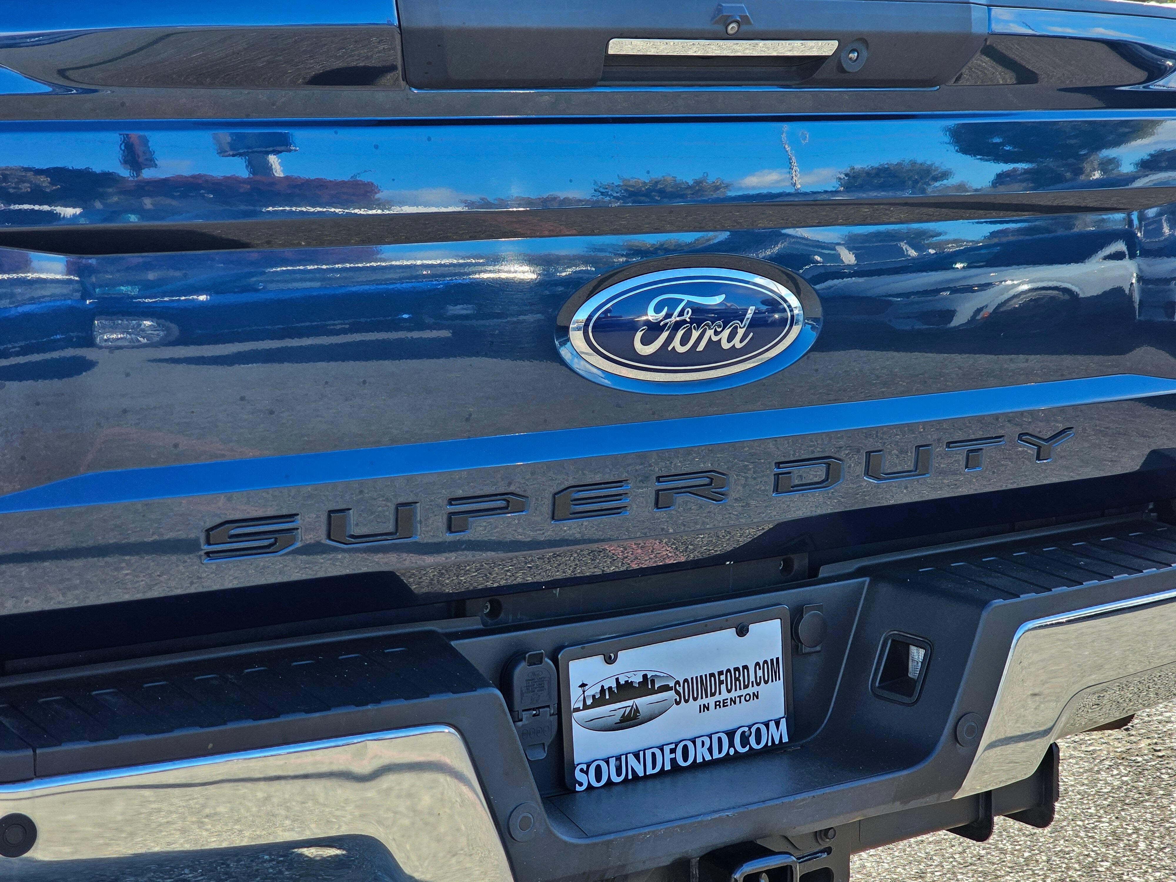 Used 2019 Ford F350 Lariat w/ Lariat Ultimate Package AWD/4WD image 13