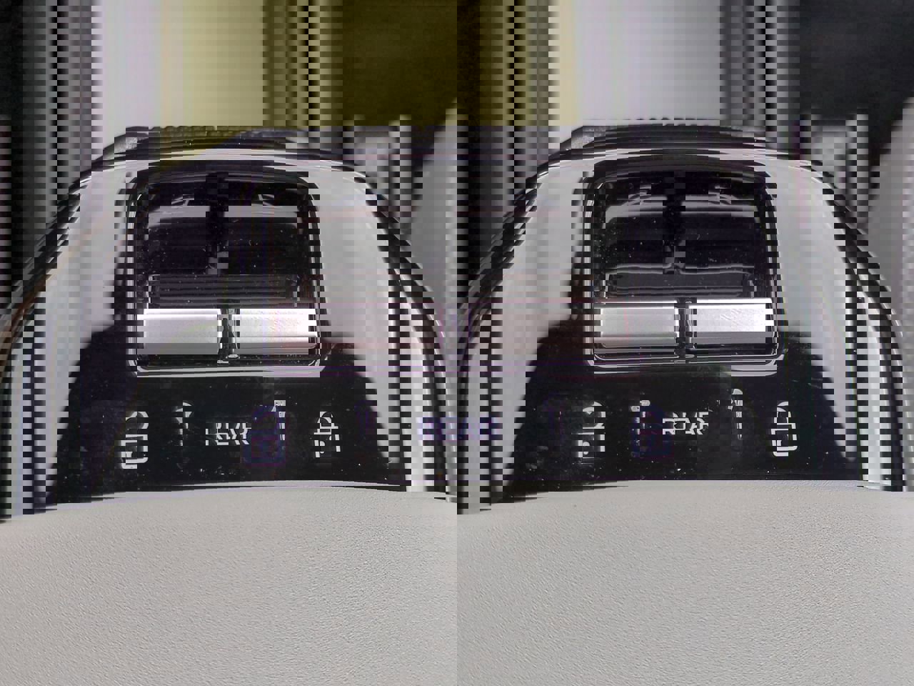 New 2026 Volvo EX30 Cross Country Ultra w/ Protection Package Premier image 21