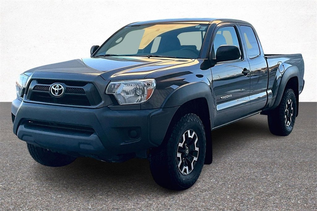 Used 2015 Toyota Tacoma 4x4 Access Cab image 3