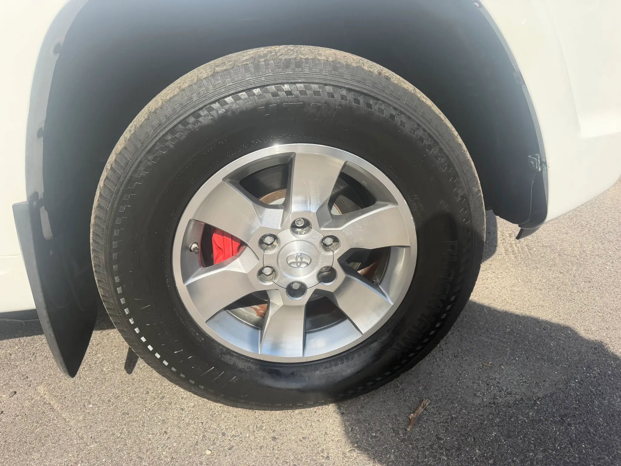 Used 2012 Toyota 4Runner SR5 AWD/4WD image 6