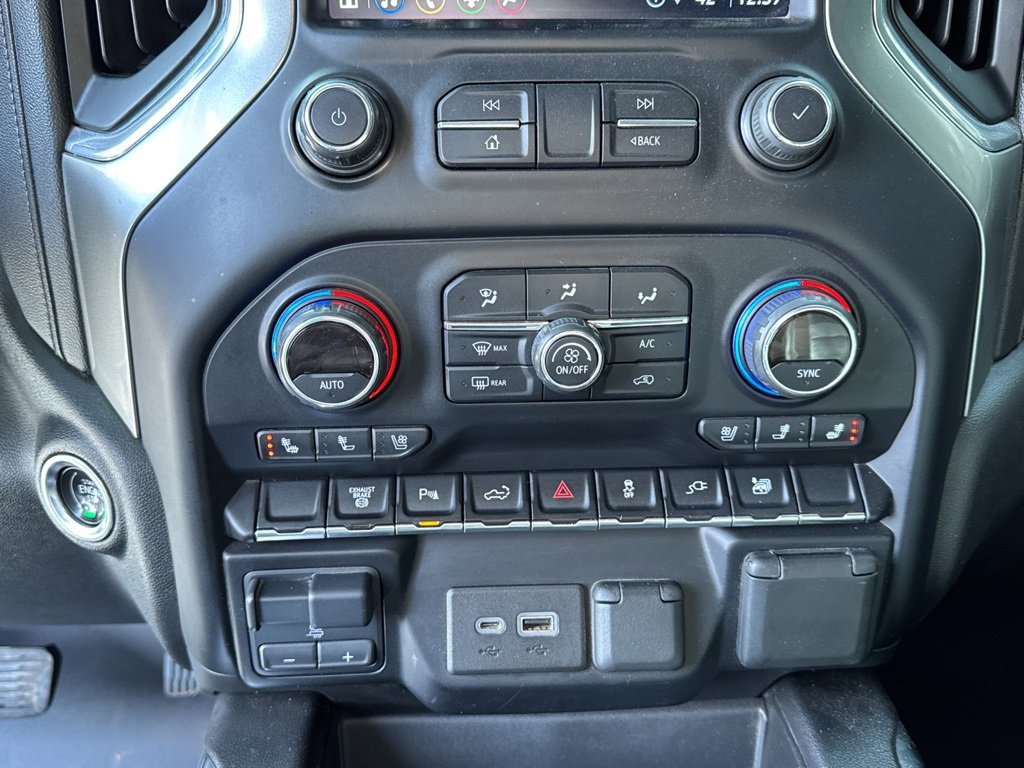 Used 2021 Chevrolet Silverado 2500 LTZ w/ LTZ Plus Package image 8