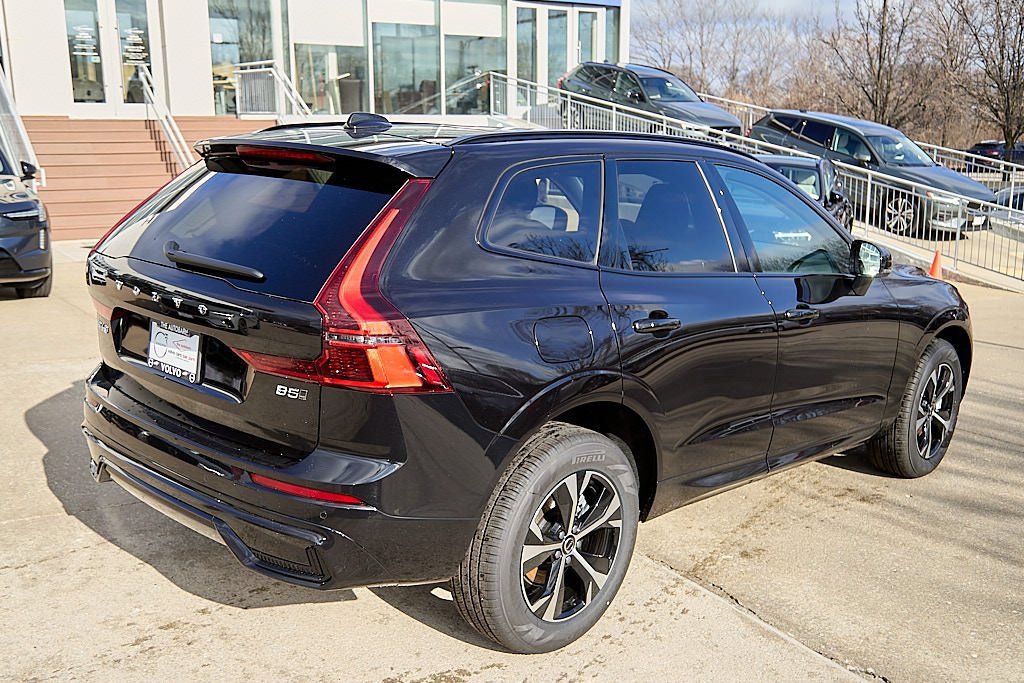 New 2026 Volvo XC60 B5 Core image 9