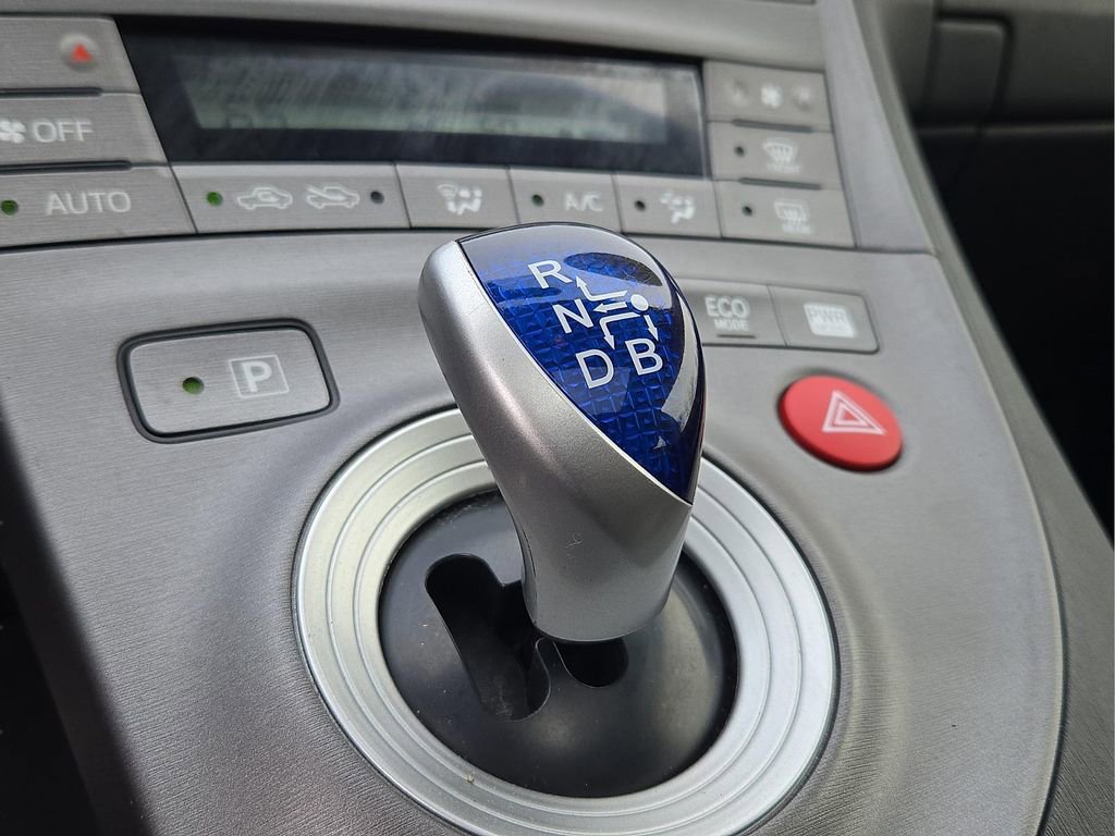 Used 2012 Toyota Prius Three w/ Solar Roof Pkg image 16