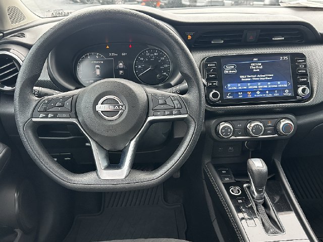 Used 2023 Nissan Kicks SV FWD image 15