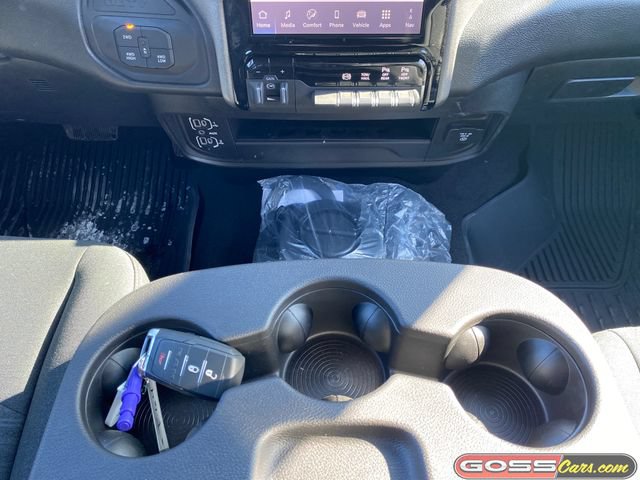 New 2026 RAM 3500 Tradesman AWD/4WD image 13