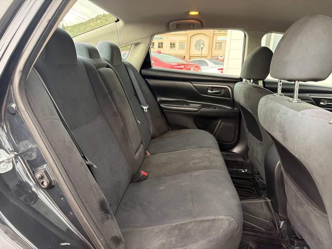 Used 2015 Nissan Altima 2.5 S w/ Special Edition Package FWD image 15