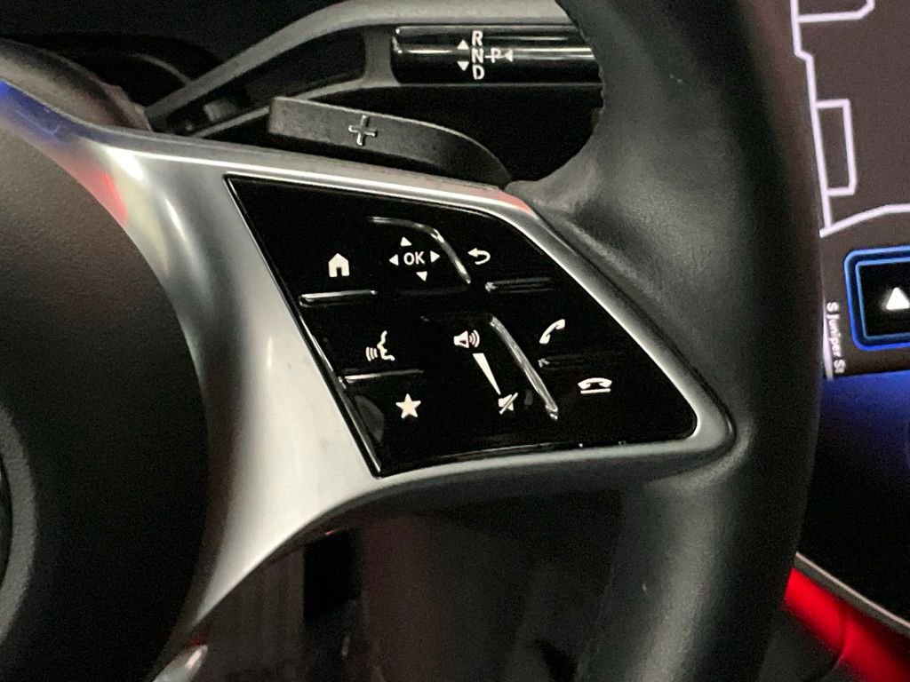 Used 2024 Mercedes-Benz EQE 500 4MATIC Sedan image 24