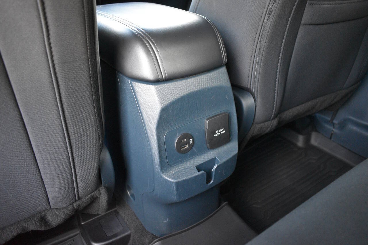 Used 2024 Ford Maverick XLT w/ XLT Luxury Package FWD image 12