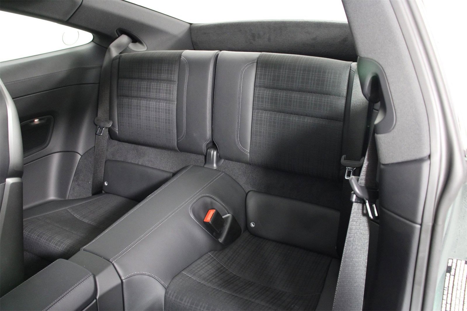 New 2026 Porsche 911 Carrera T image 18