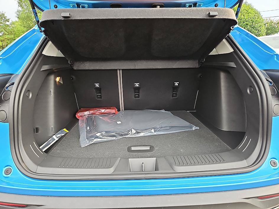 New 2026 Chevrolet Trax ACTIV FWD image 11