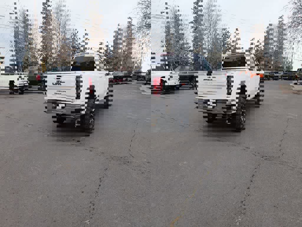 Used 2023 GMC Sierra 3500 SLE w/ SLE Convenience Package image 6