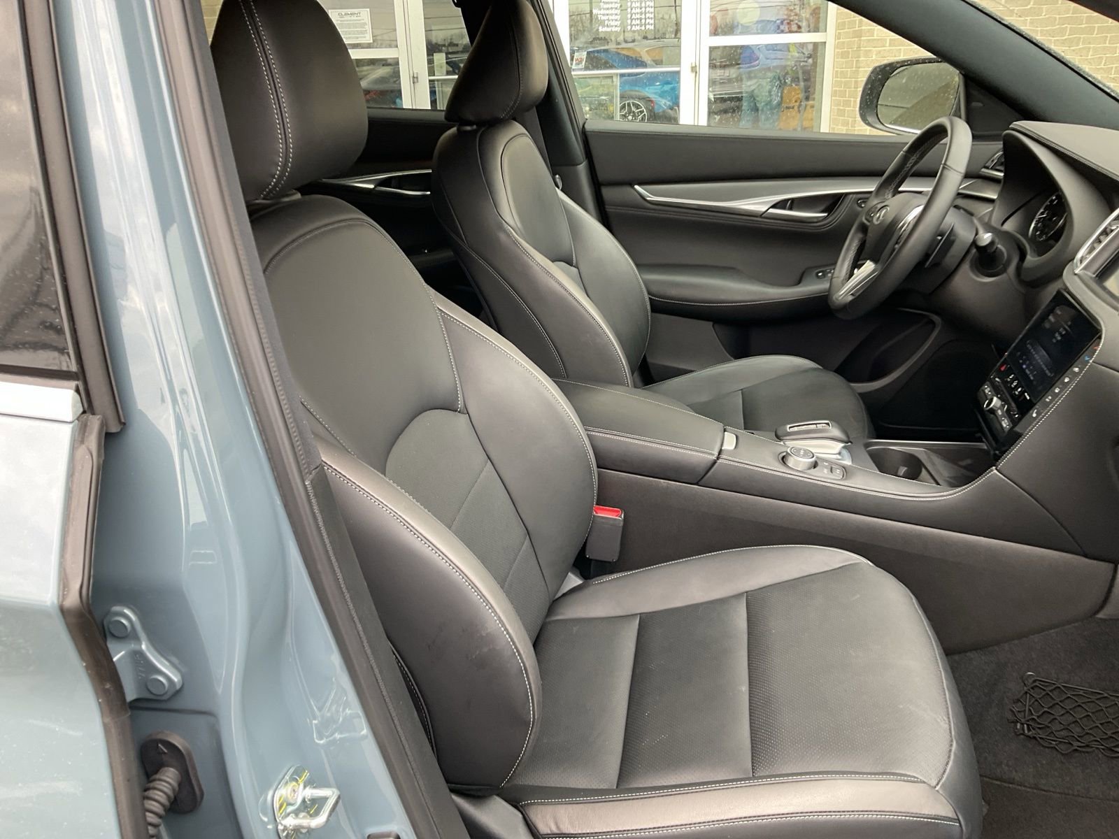 Used 2024 INFINITI QX55 Luxe w/ Cargo Package image 35