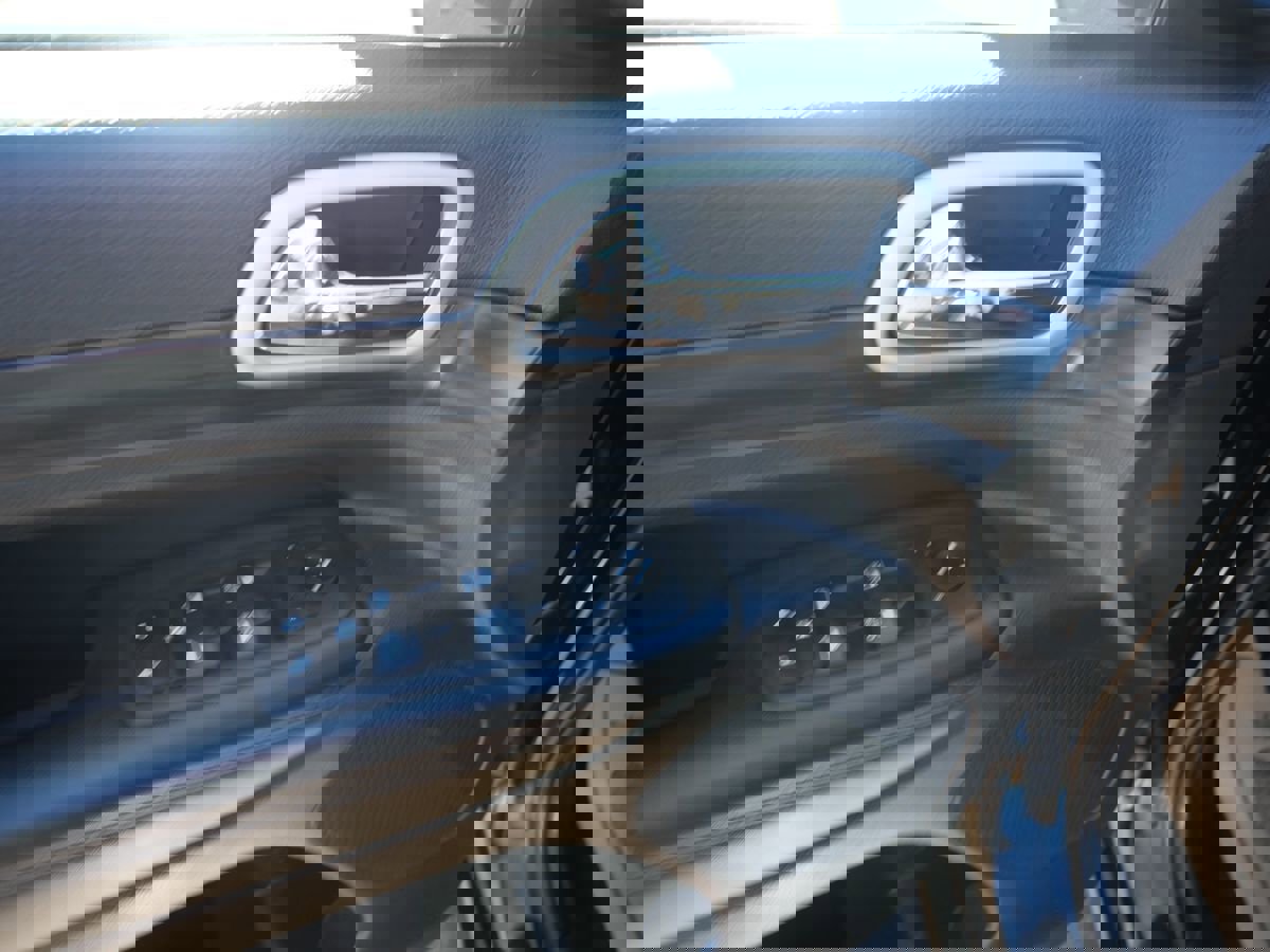 Used 2020 Jeep Grand Cherokee Altitude image 14