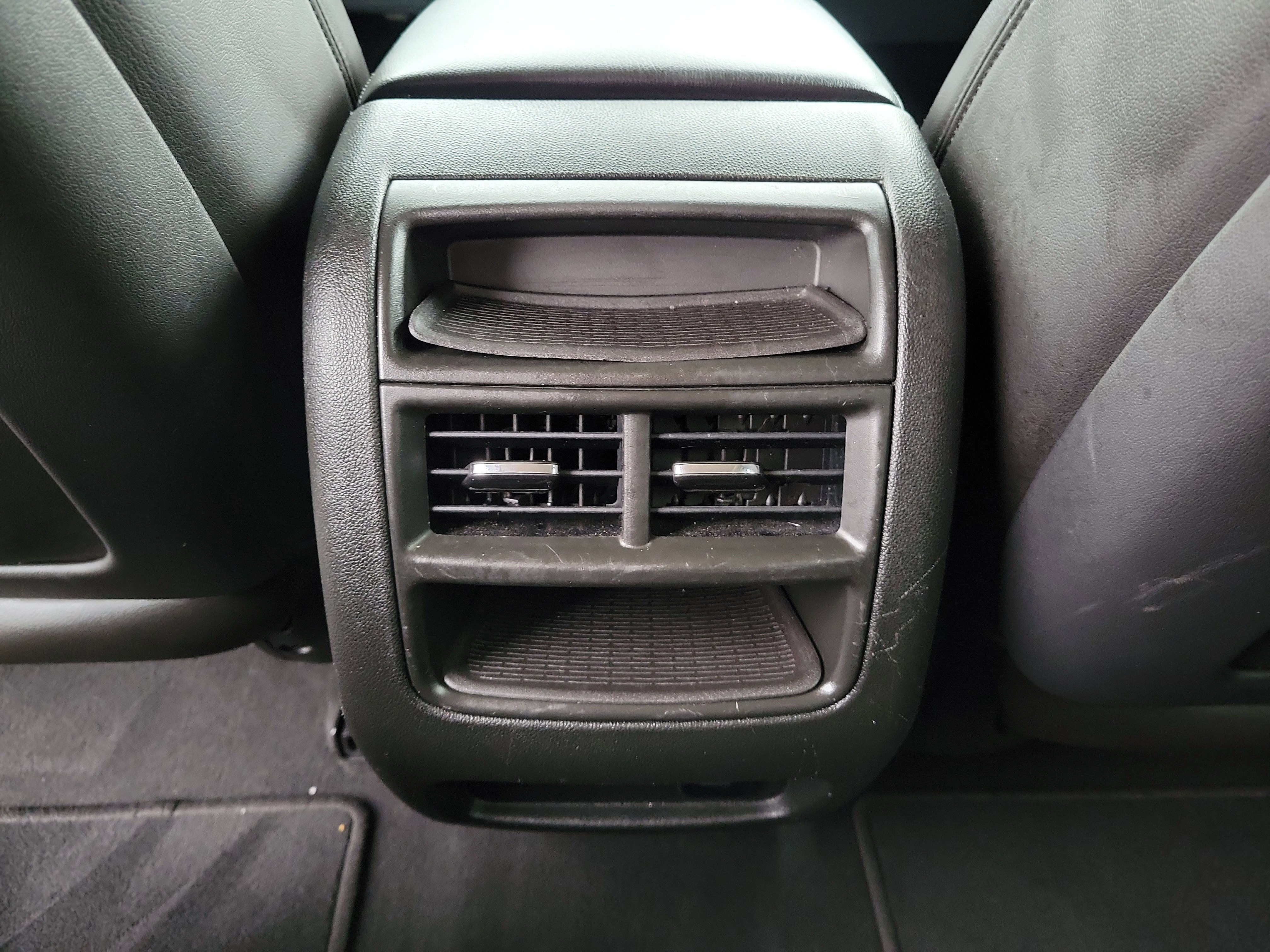 Used 2017 Cadillac XT5 Luxury image 23