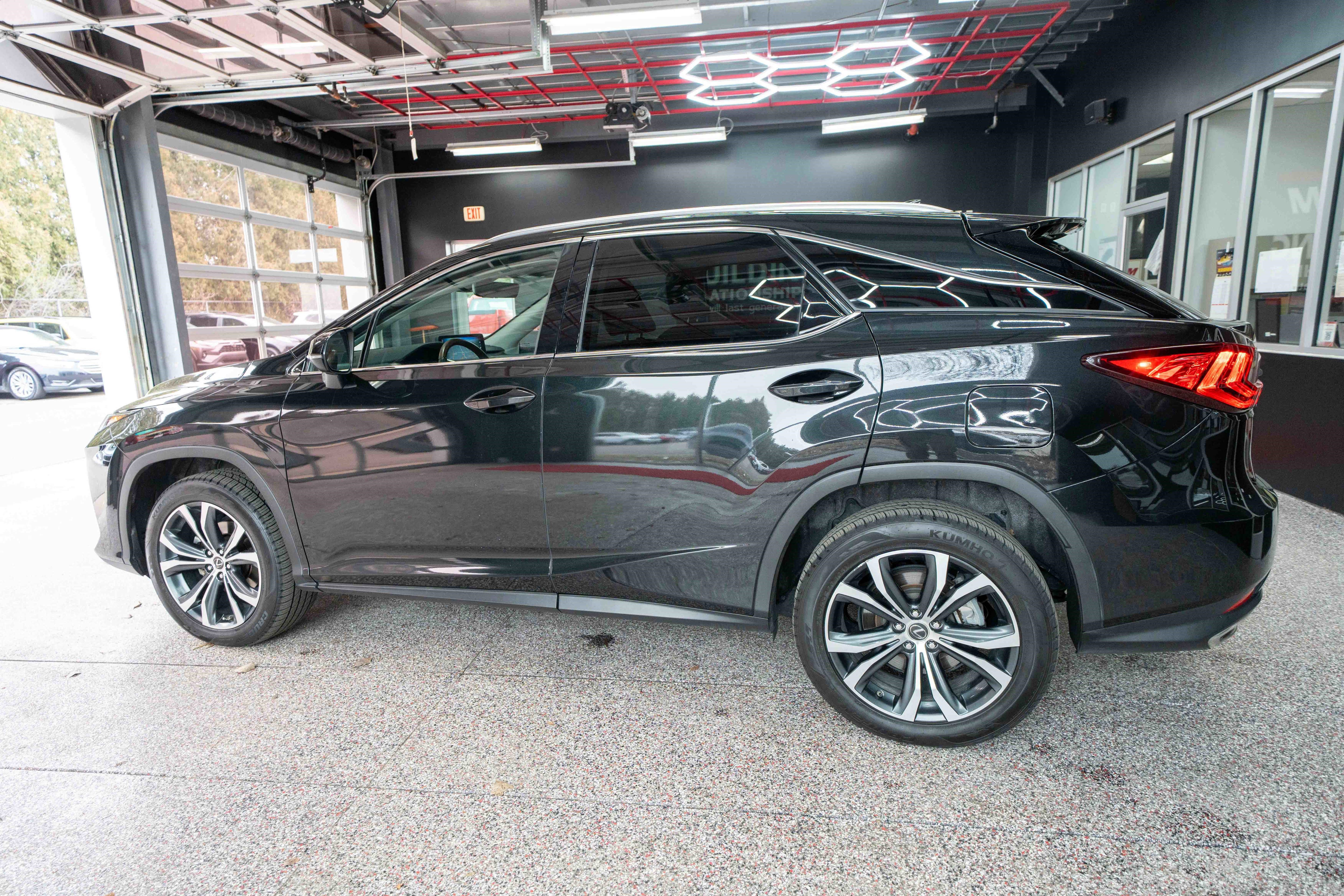 Used 2022 Lexus RX 350 FWD w/ Premium Package image 2