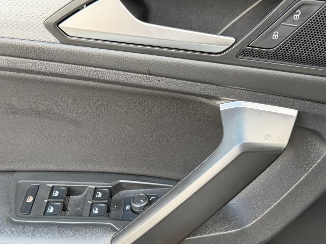 Certified 2023 Volkswagen Tiguan S FWD image 18